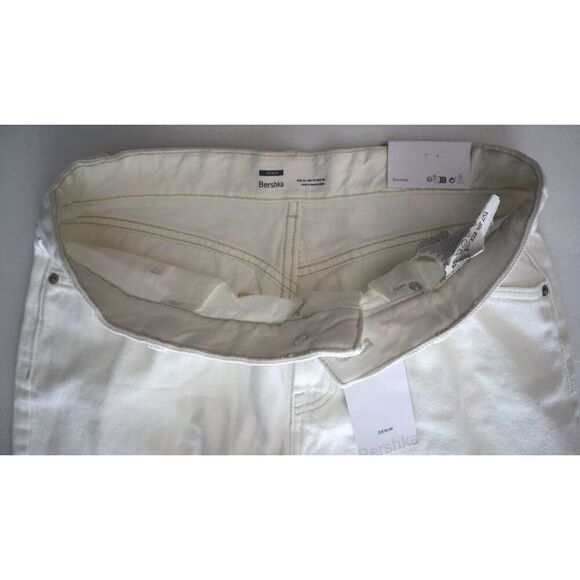 Bershka Women's Sz 40 US 8 White High Waisted Raw Hem Longline Denim Shorts - Picture 3 of 8